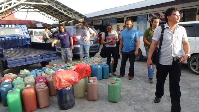 Sehari Polres Minahasa Amankan 2.100 Botol Captikus